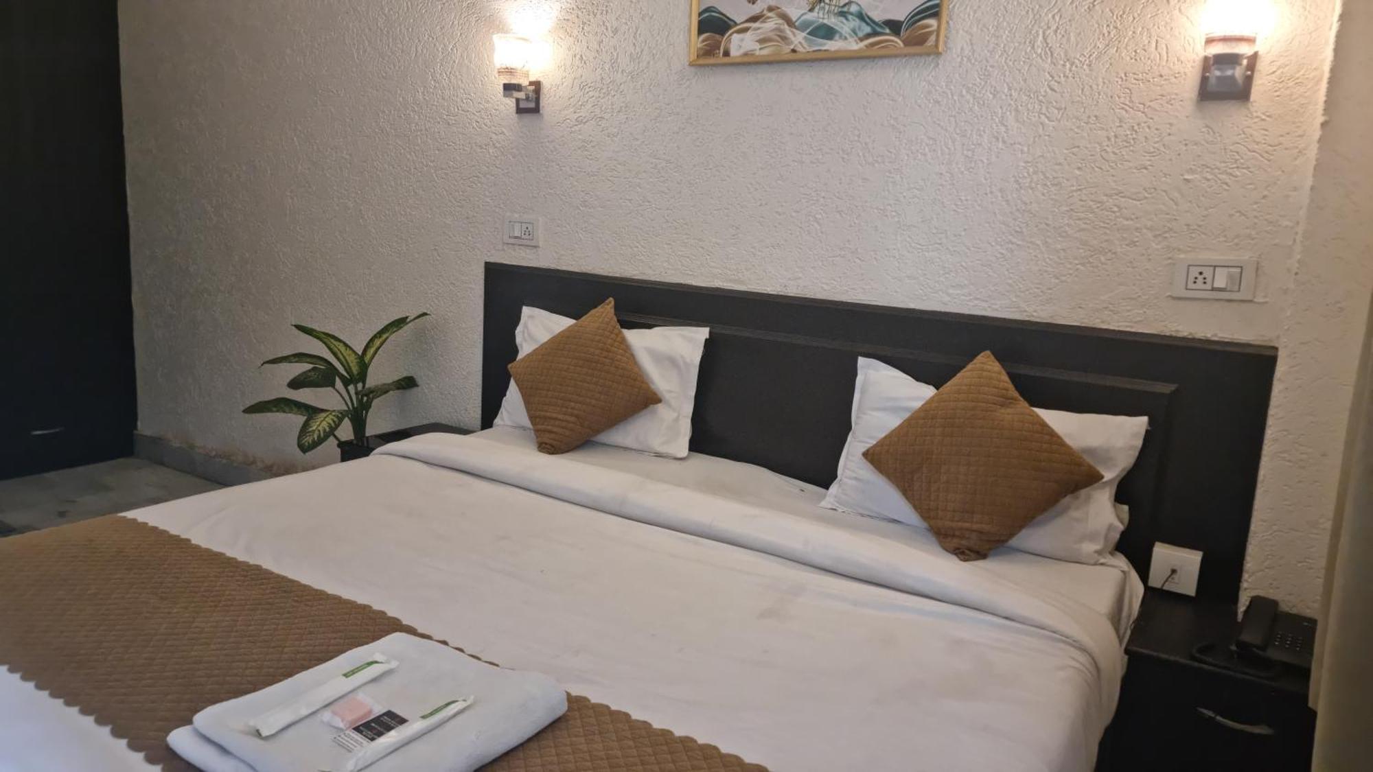 Around Stays-Prana Wellness Resort Rishīkesh Exterior foto