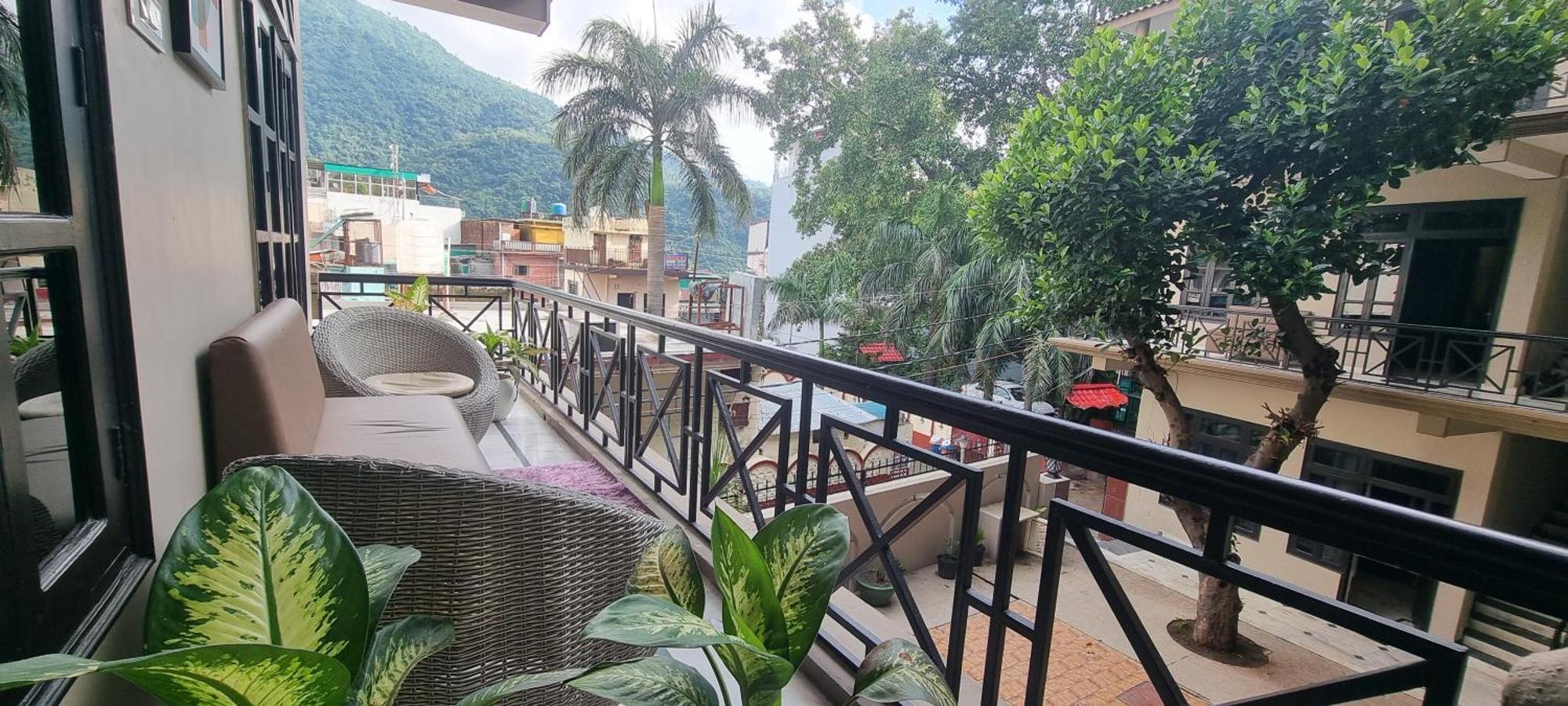 Around Stays-Prana Wellness Resort Rishīkesh Exterior foto