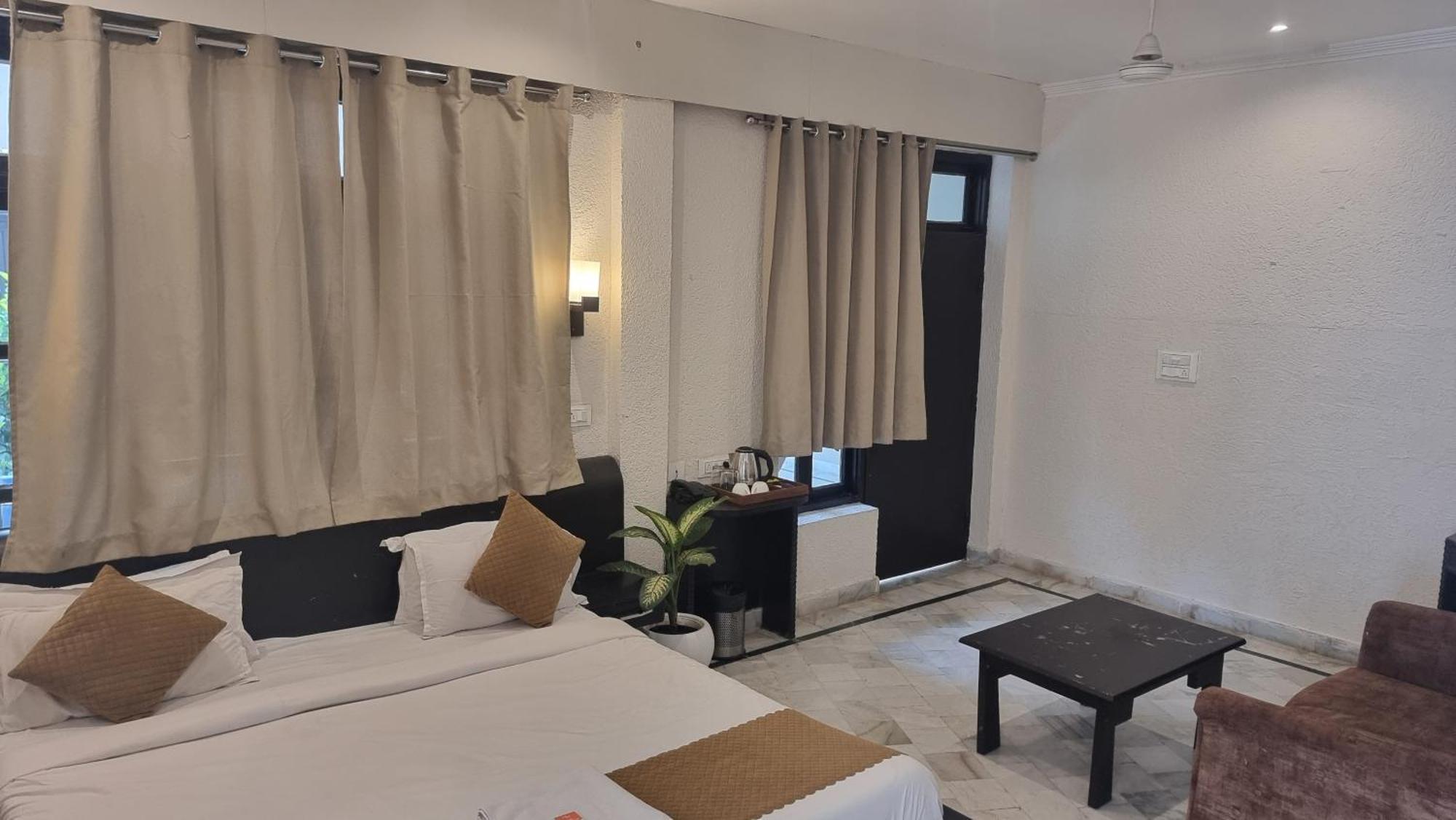 Around Stays-Prana Wellness Resort Rishīkesh Exterior foto