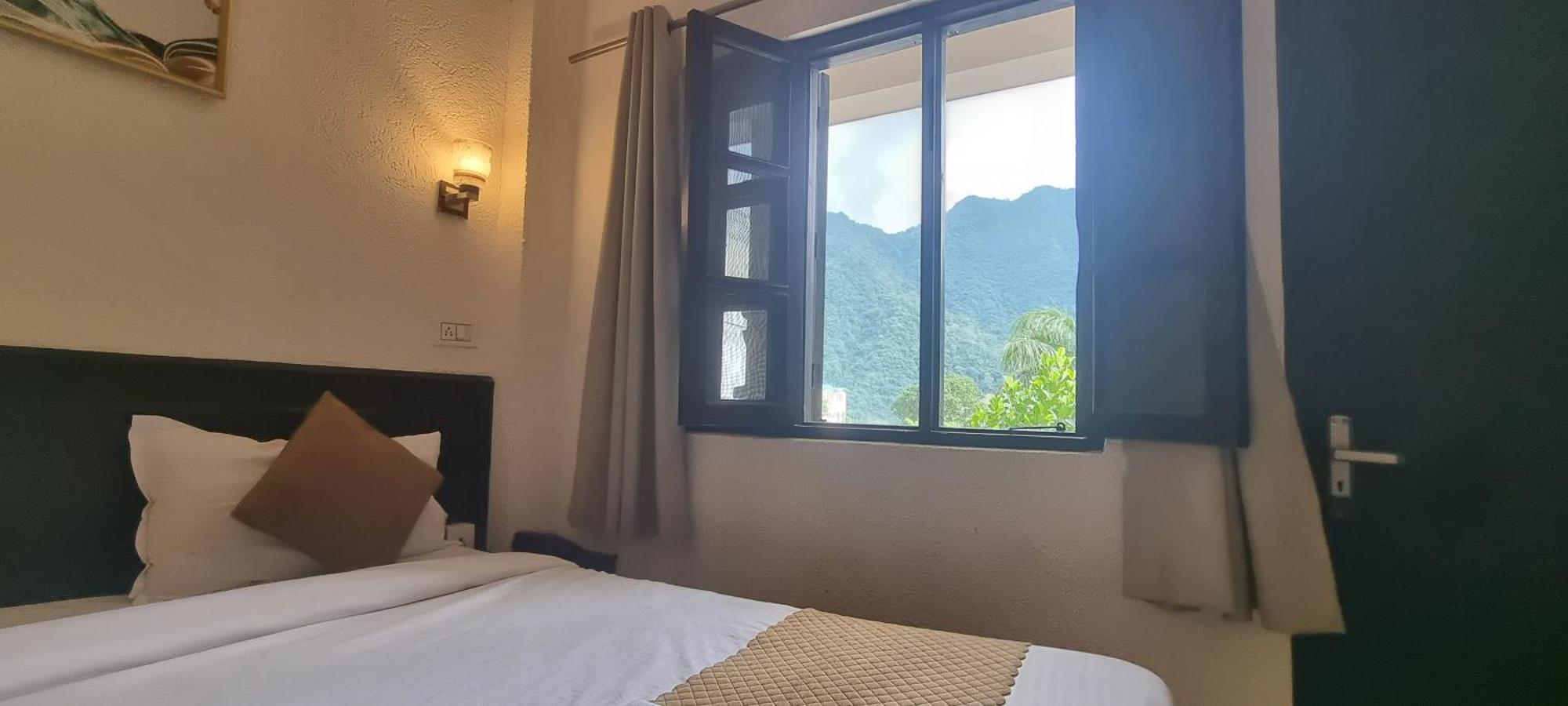 Around Stays-Prana Wellness Resort Rishīkesh Exterior foto